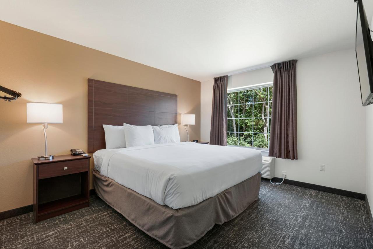 Cobblestone Hotel & Suites - Urbana Экстерьер фото
