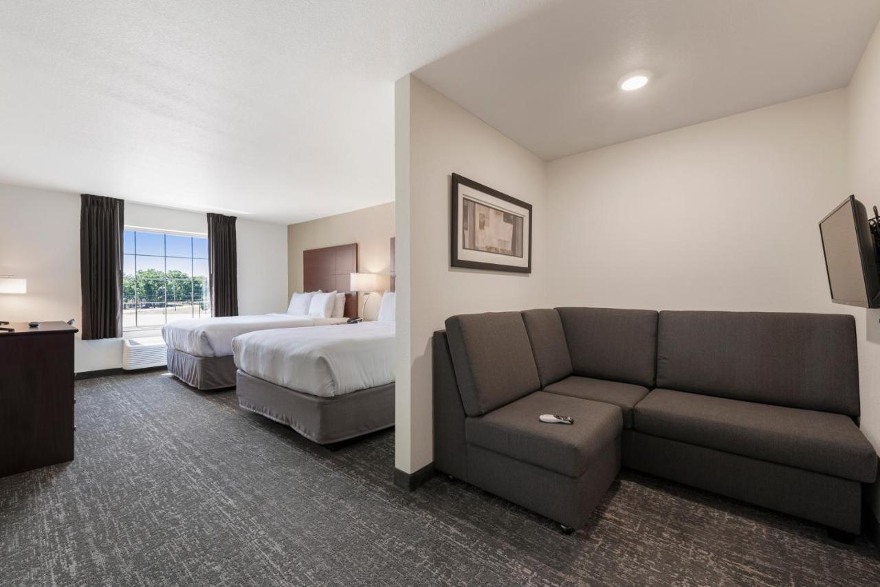 Cobblestone Hotel & Suites - Urbana Экстерьер фото